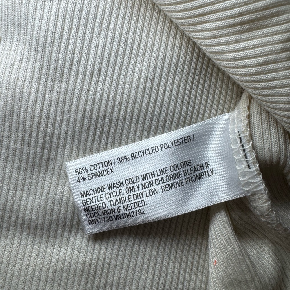 Universal Thread Cream Tank Top - Picture 4 of 5
